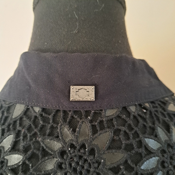 Harley Davidson Shirt Women's Size Large Black Crochet Flower Accents Rayon - Picture 12 of 13